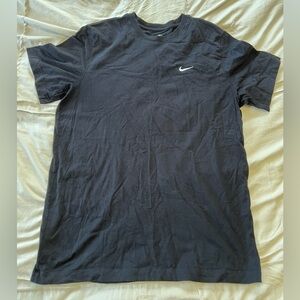 Nike Men's Black Short Sleeve Tee